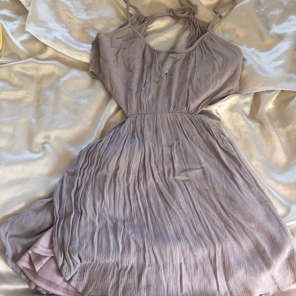 Dress - Picture 2 of 10